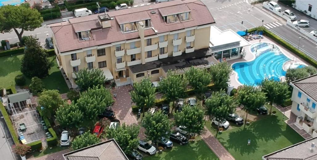 Junior Family Hotel Каваллино Экстерьер фото